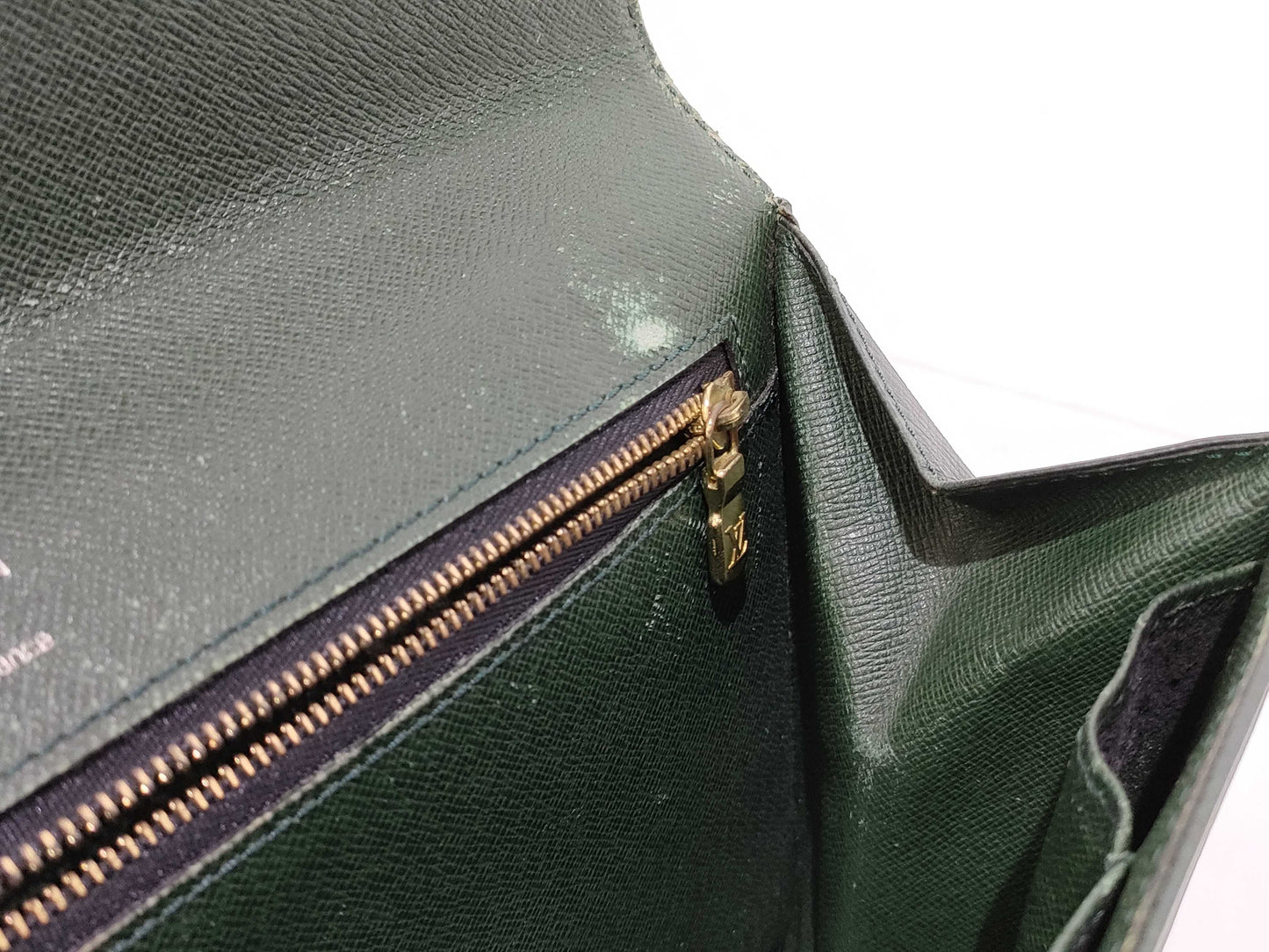 (10320_0212) LOUIS VUITTON Taiga Louis Vuitton Second Bag Taiga Clado M30194 Second Bag