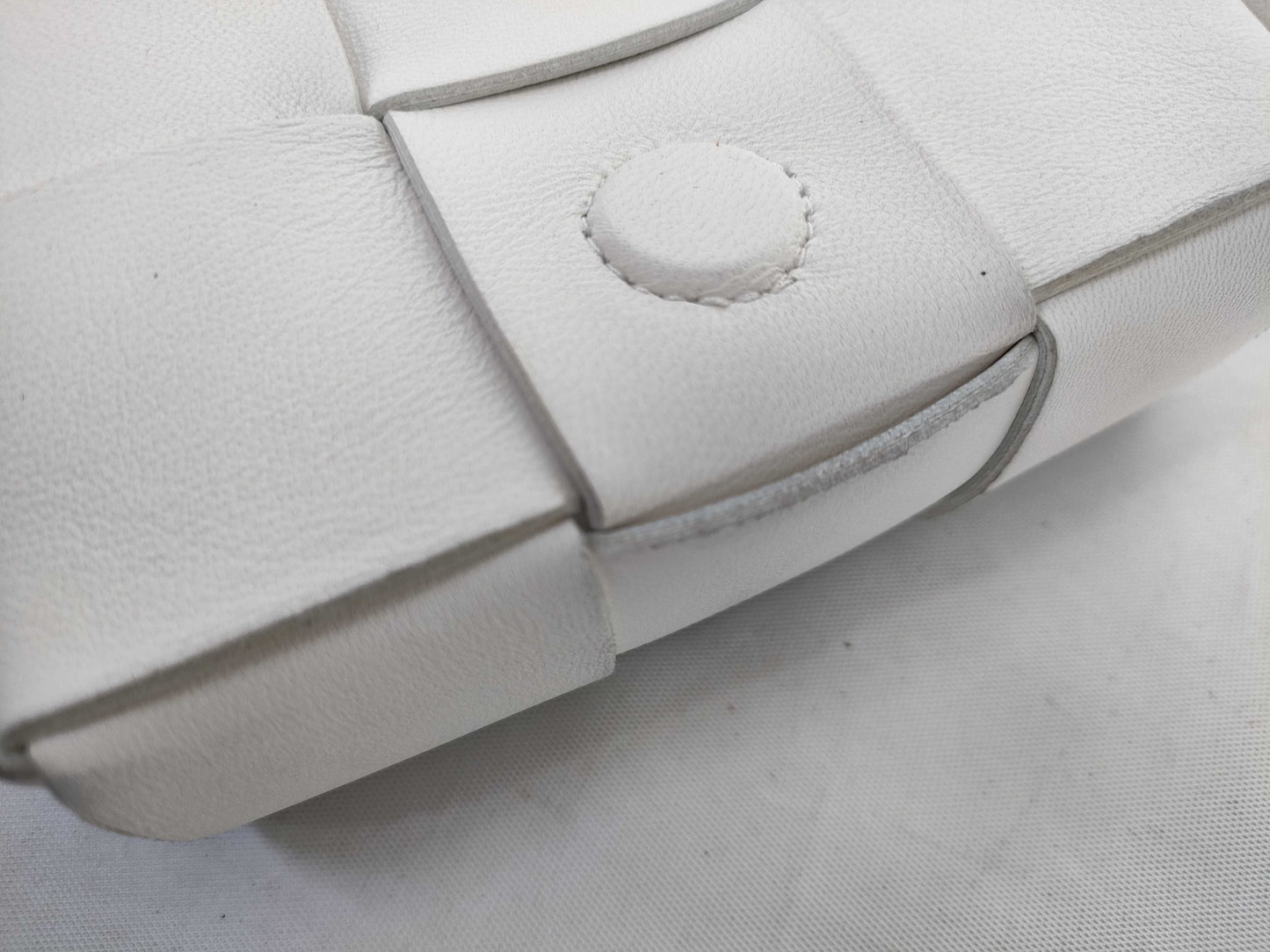 BOTTEGA VENETA Intrecciato Bottega Veneta Maxi Intrecciato Candy Cassette Shoulder Bag