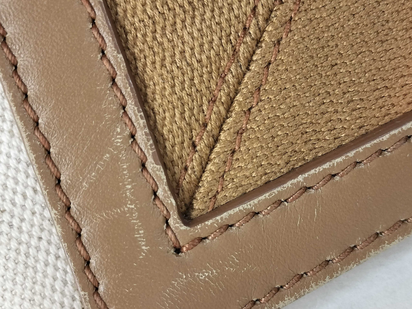 BALENCIAGA BALENCIAGA Brown Handbag Handbag