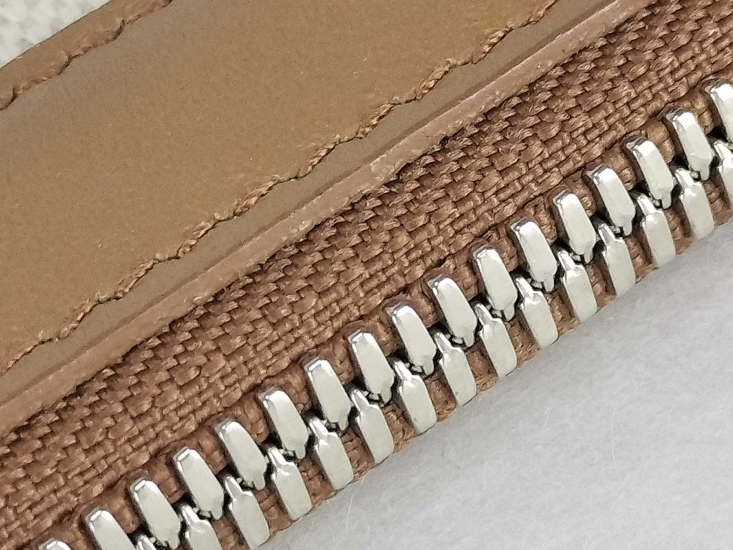 BALENCIAGA BALENCIAGA Brown Handbag Handbag