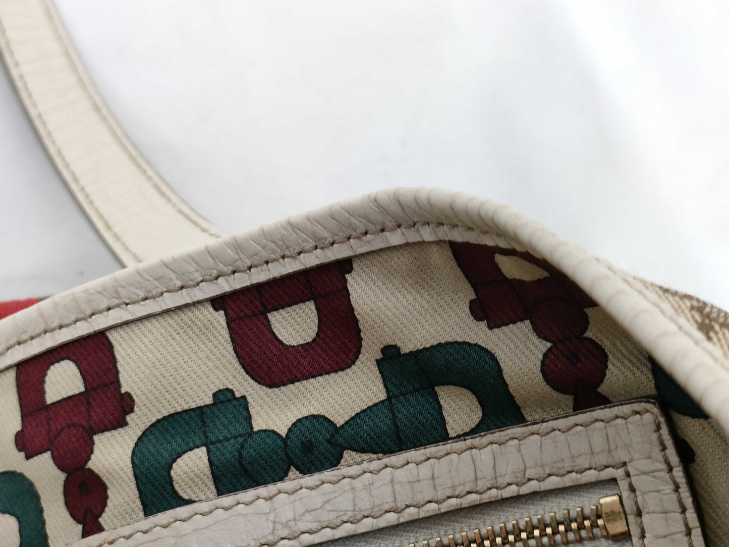 GUCCI GG Canvas Tote Bag