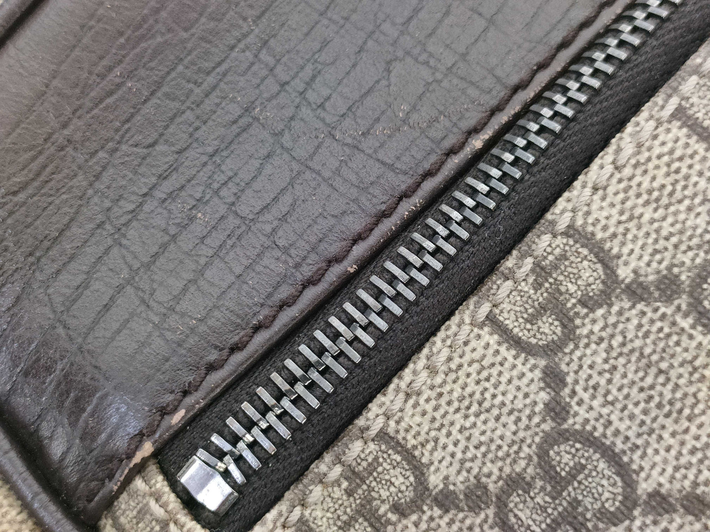 GUCCI GG Supreme Gucci Shoulder Bag Shoulder Bag