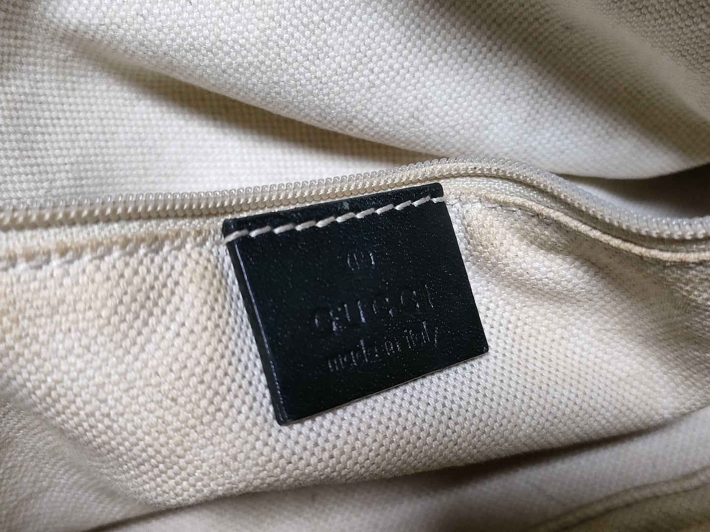 GUCCI Diamante Sukey Handbag