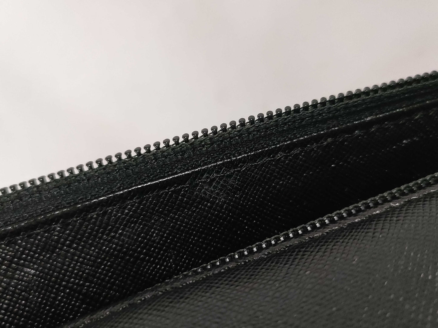 BURBERRY Black Handbag