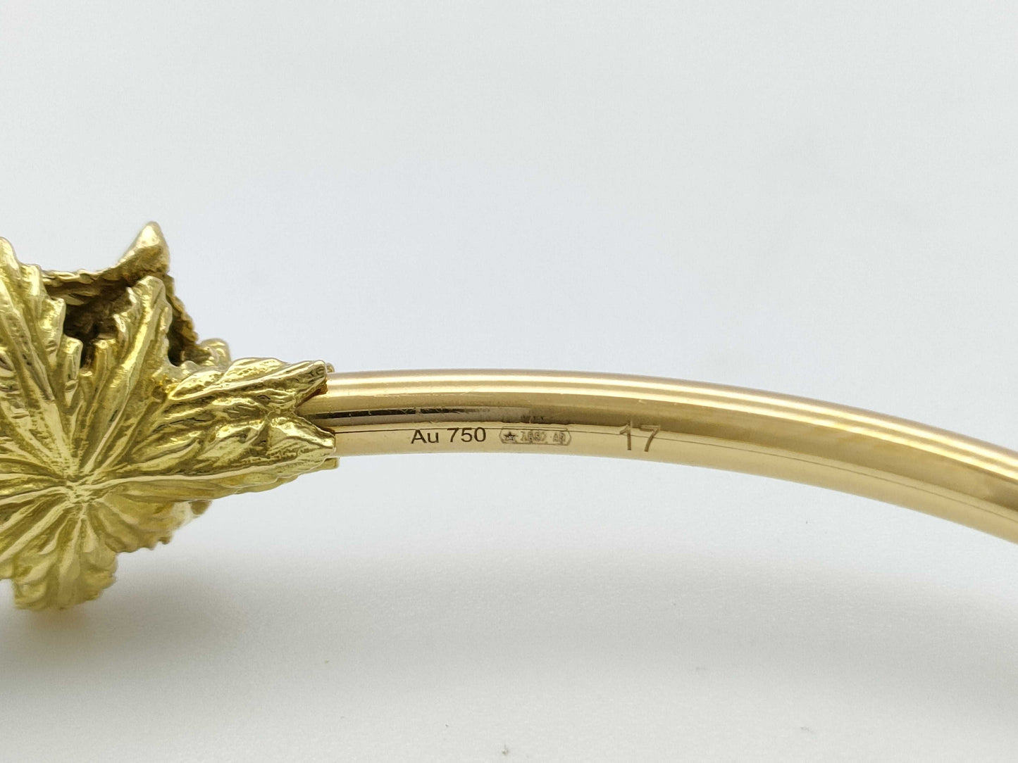 GUCCI Merveille #17 Colored Stone Diamond Bracelet/Bangle in Yellow Gold and Au750, 14.6g
