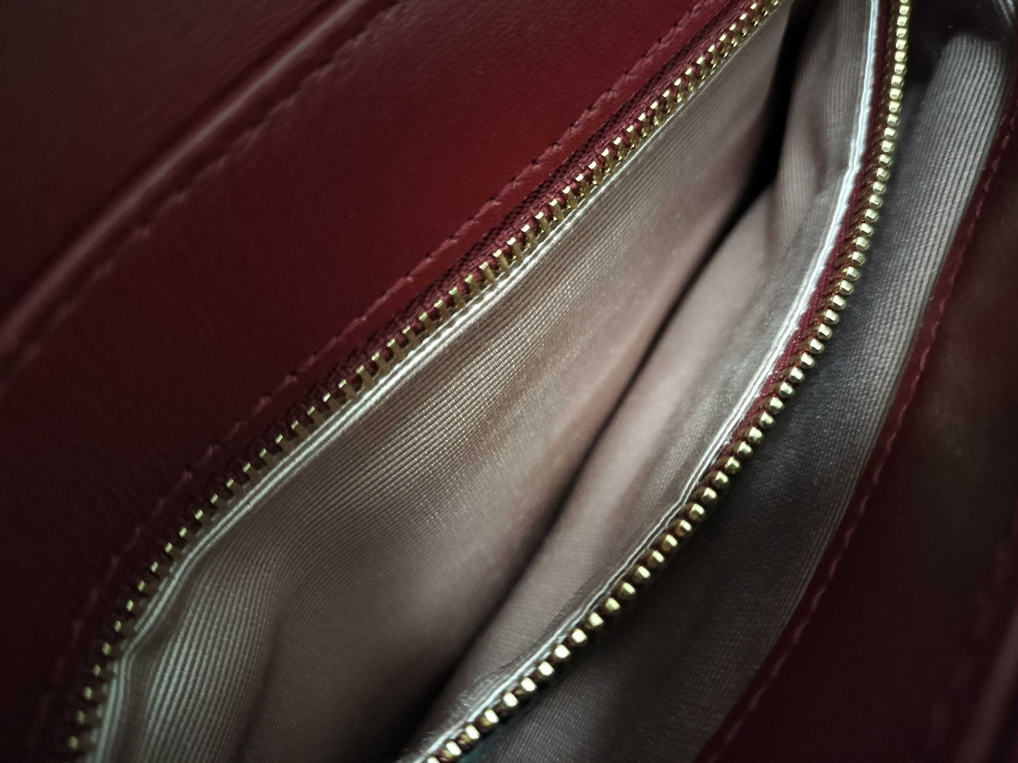 GUCCI Ally Marmont Shoulder Bag