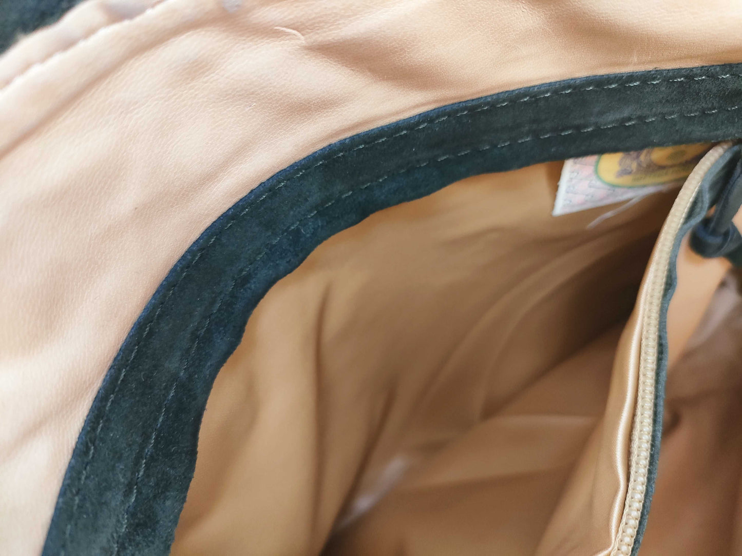 BOTTEGA VENETA Maxi Intrecciato Shoulder Bag