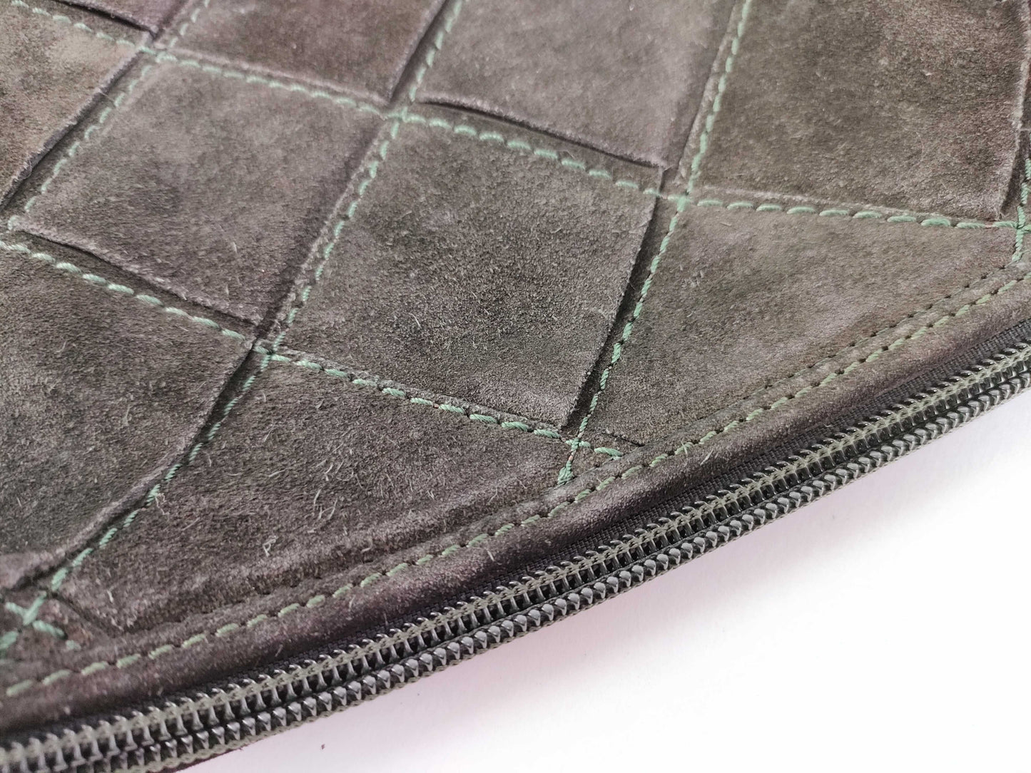 BOTTEGA VENETA Maxi Intrecciato Shoulder Bag