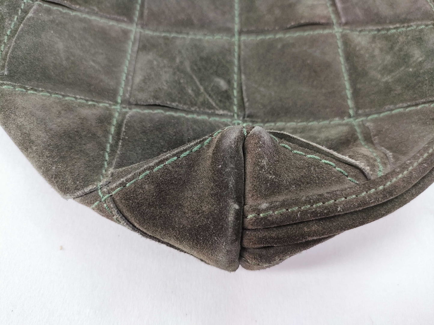 BOTTEGA VENETA Maxi Intrecciato Shoulder Bag