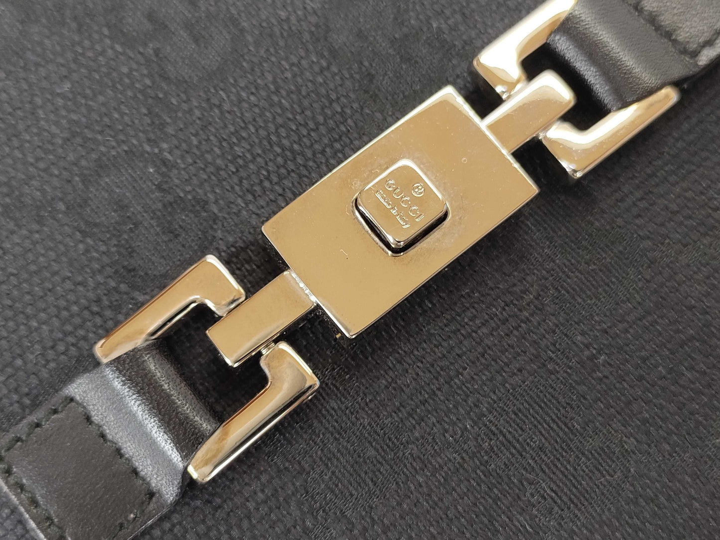 GUCCI GG Canvas Gucci Jackie Compact Wallet