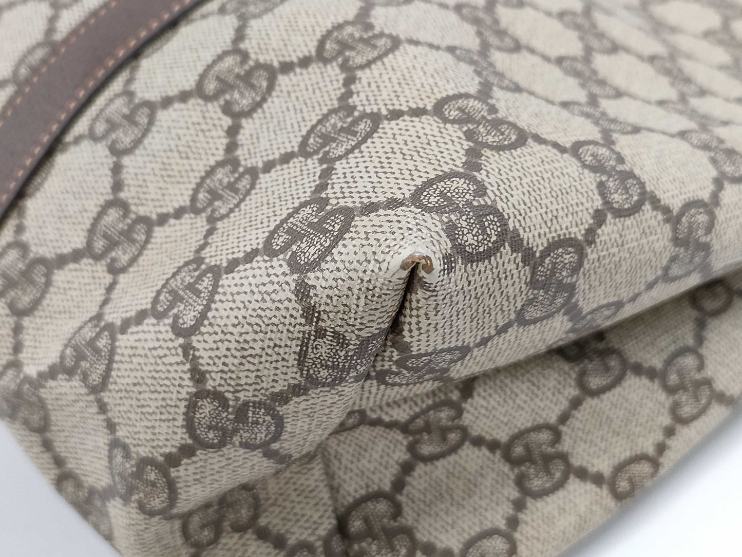 GUCCI GG Supreme Tote Bag