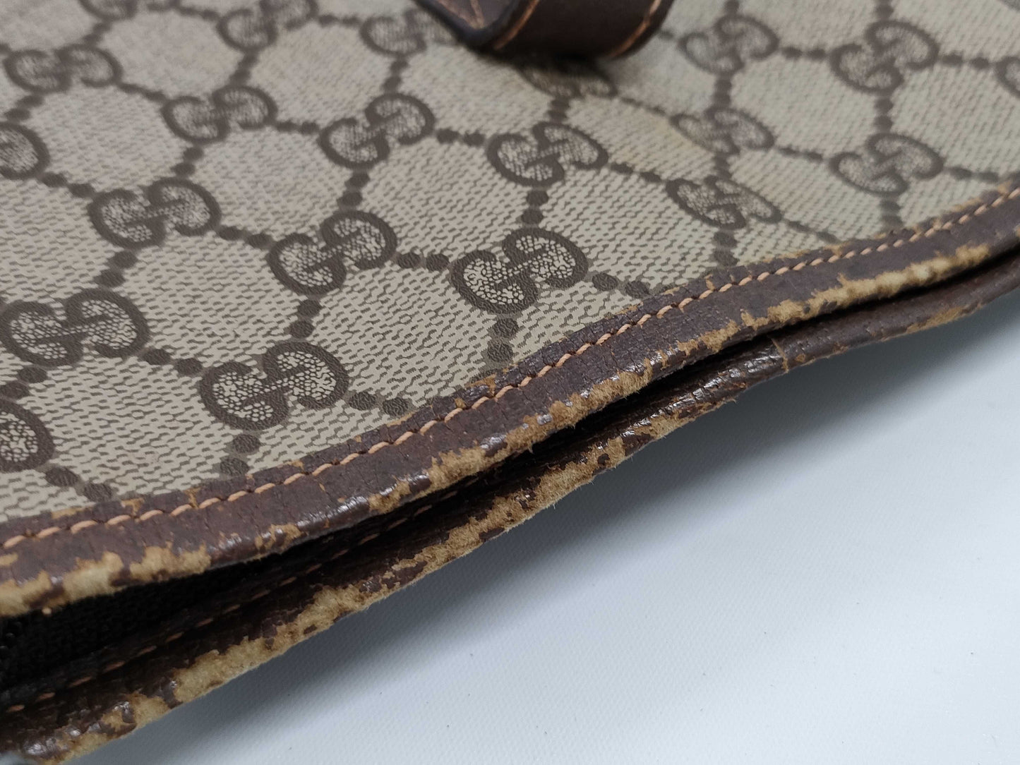 GUCCI GG Supreme Tote Bag