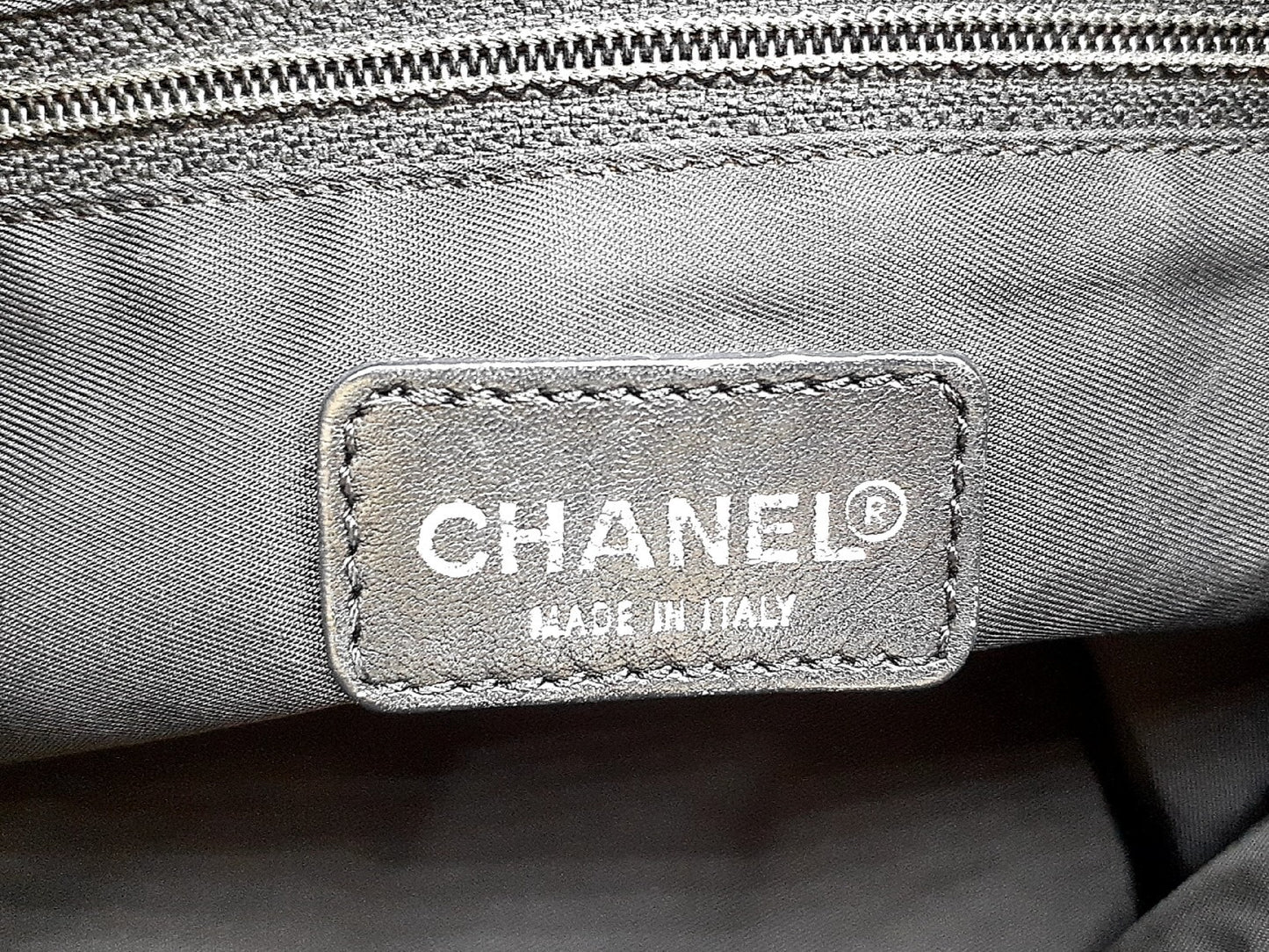 CHANEL New Travel Line 3-Piece Tote Bag Set with Stickers