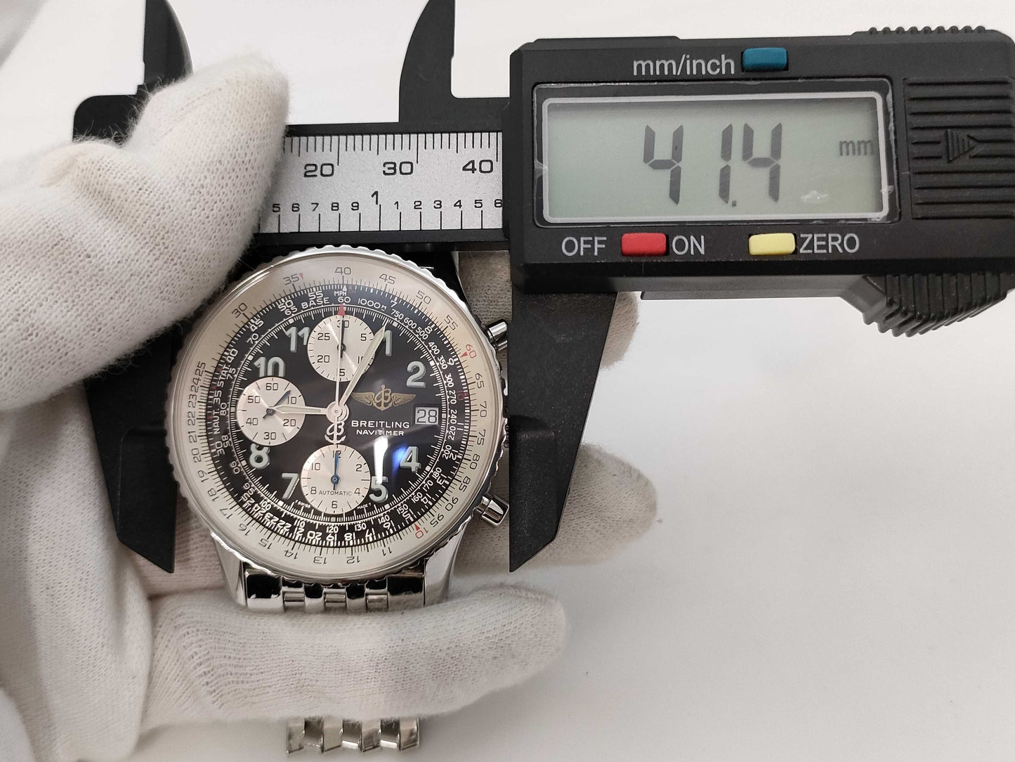 BREITLING A13322 35693 Automatic Black Dial Men's Watch