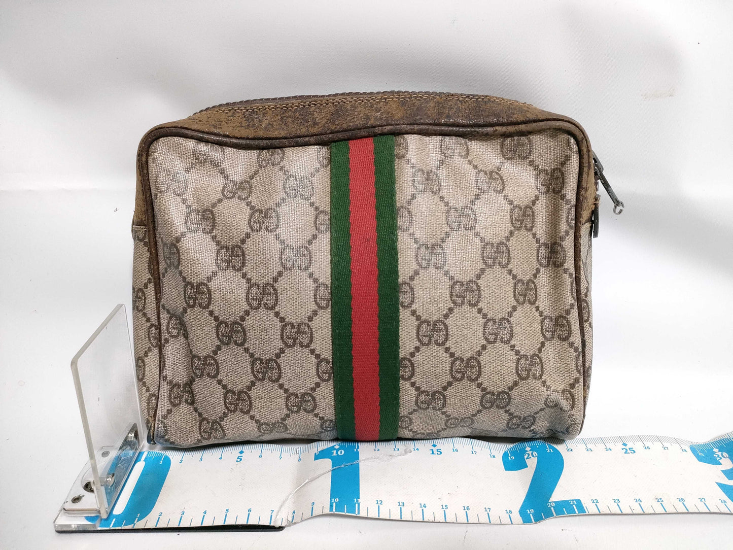 GUCCI GG Supreme Gucci Pouch Pouch