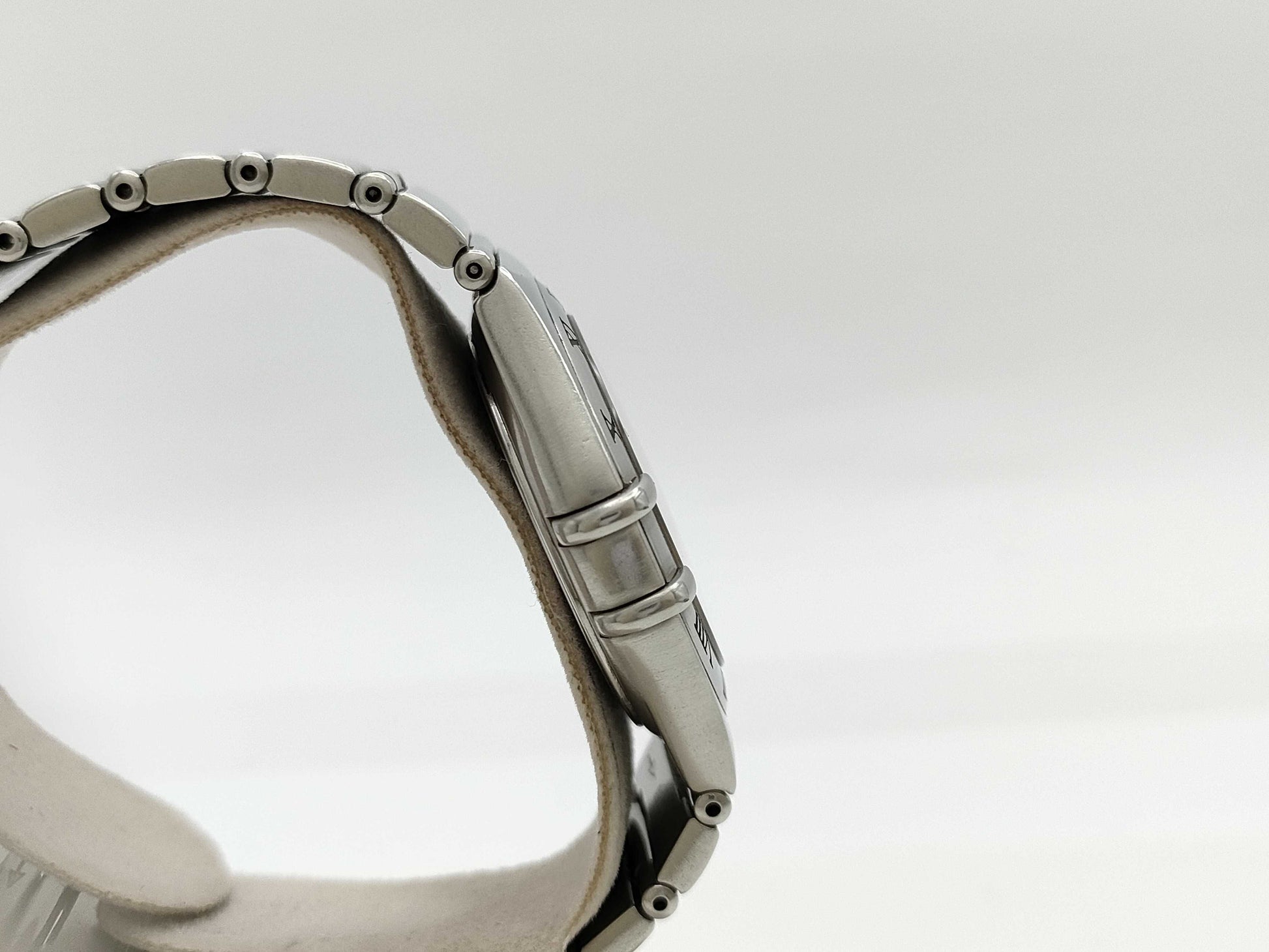 OMEGA 1512.40 58309621 Quartz Boys Watch