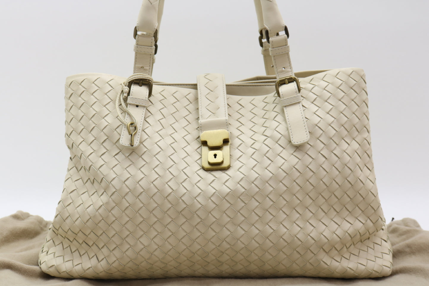 BOTTEGA VENETA Intrecciato Roma Tote Bag