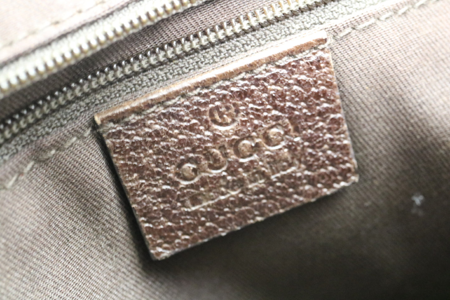 GUCCI GG Canvas Abbey Shoulder Bag