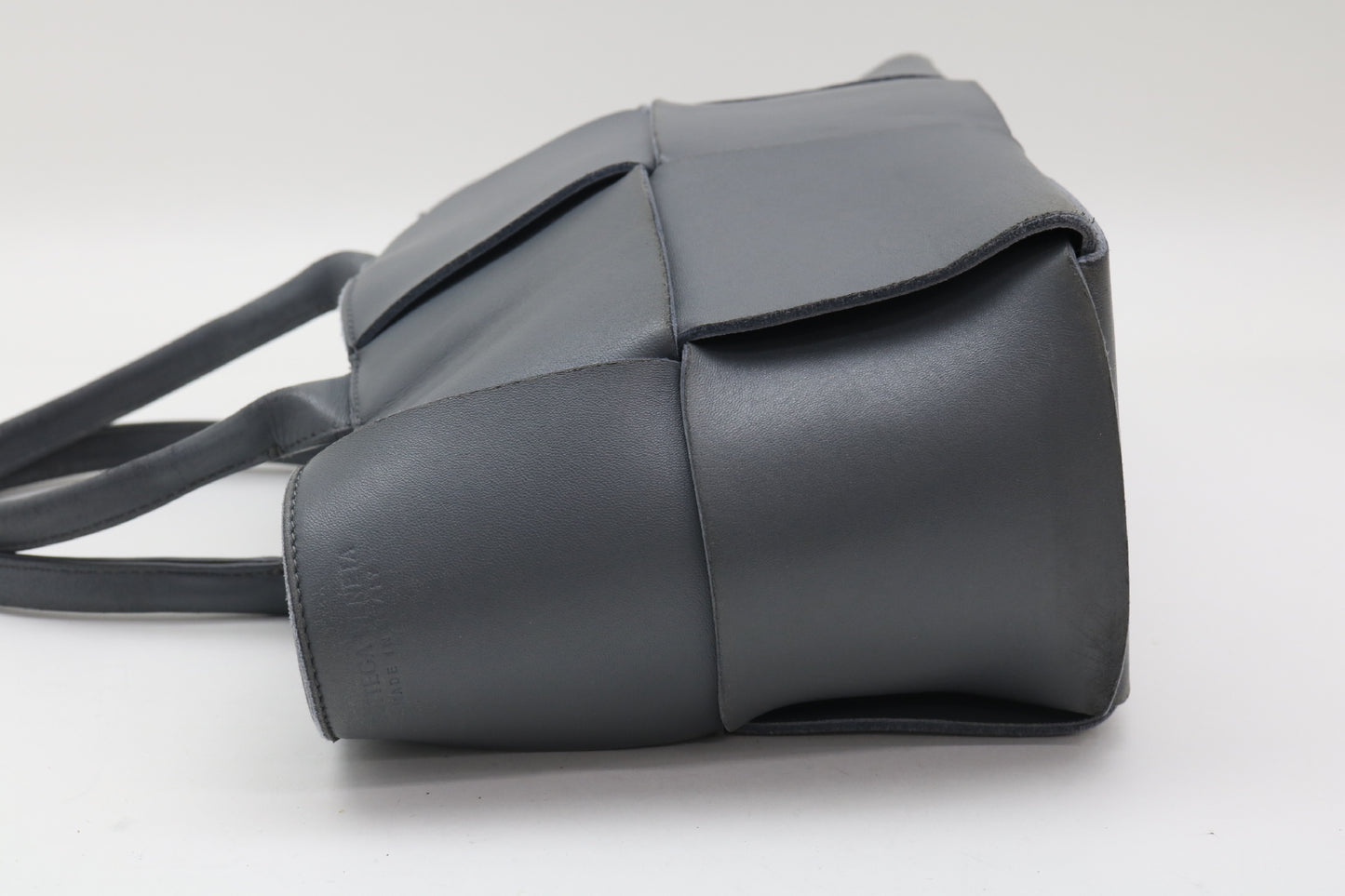 BOTTEGA VENETA Arco Small Leather Handbag