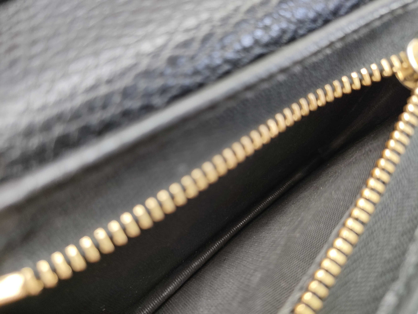 GUCCI GG Marmont Wallet 456126 2149 Leather Black Wallet