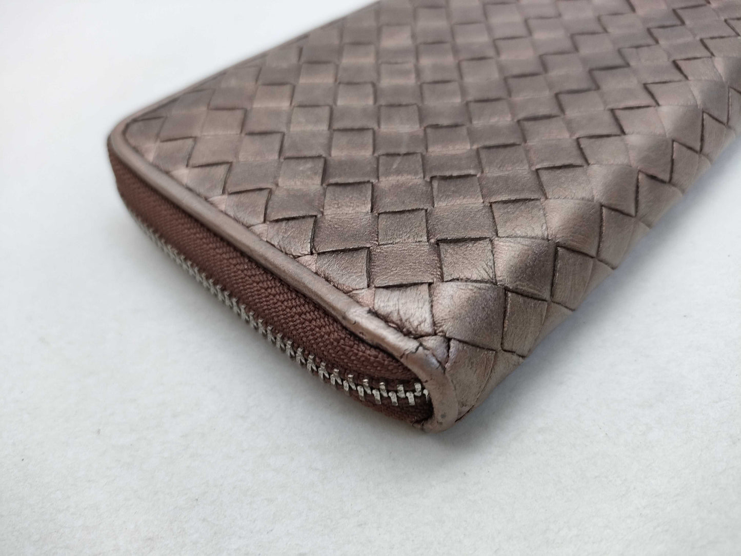 BOTTEGA VENETA Intrecciato Bottega Veneta Round Long Wallet Leather Zipper Blonde Wallet