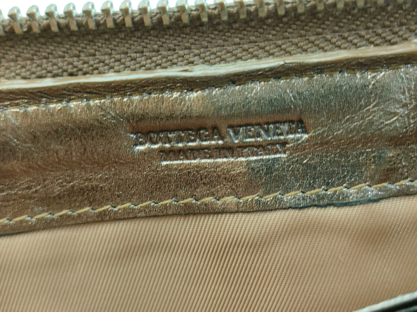 BOTTEGA VENETA Intrecciato Bottega Veneta Round Long Wallet Leather Zipper Blonde Wallet