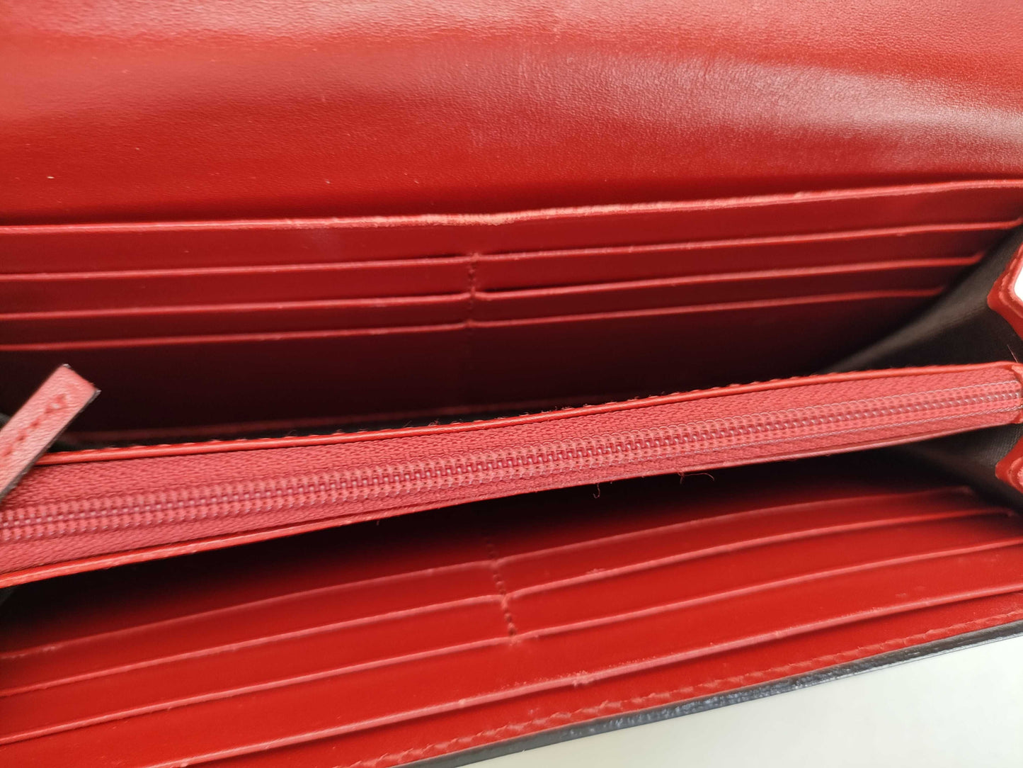 GUCCI 388679 Long Wallet, Shima Leather, Red