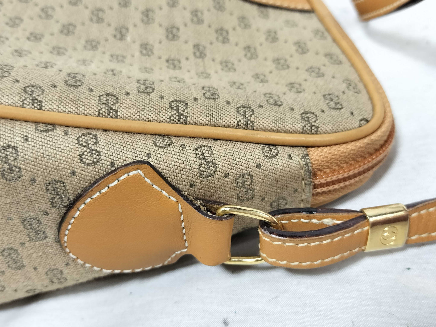 GUCCI GG Guccima Shoulder Bag Micro GG Canvas Beige Shoulder Bag