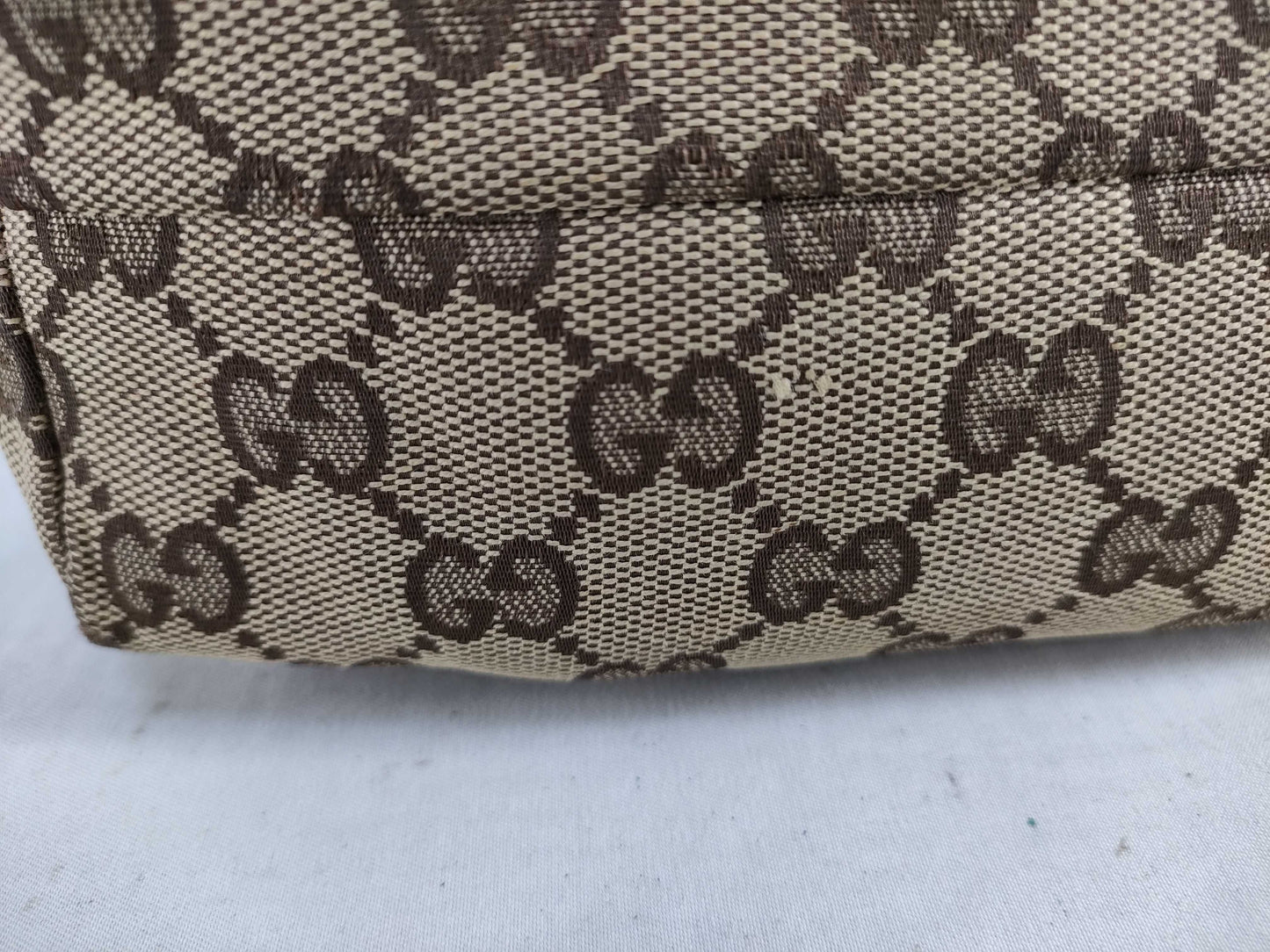 GUCCI 29595 Pouch Brown x Beige GG Canvas Pouch