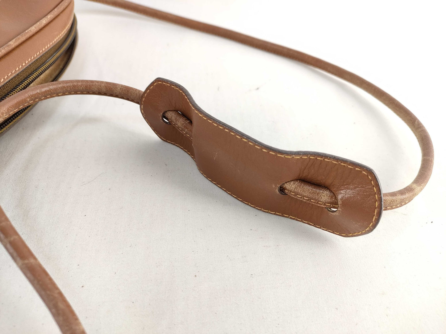 GUCCI 001/104 Shoulder Bag Micro GG PVC and Leather White and Brown Shoulder Bag