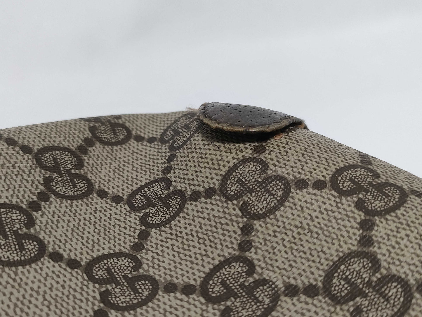 GUCCI Old Gucci GG Supreme Shoulder Bag