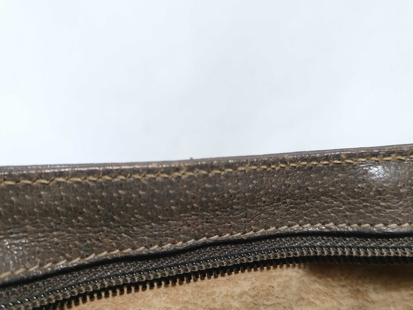 GUCCI Old Gucci GG Supreme Shoulder Bag