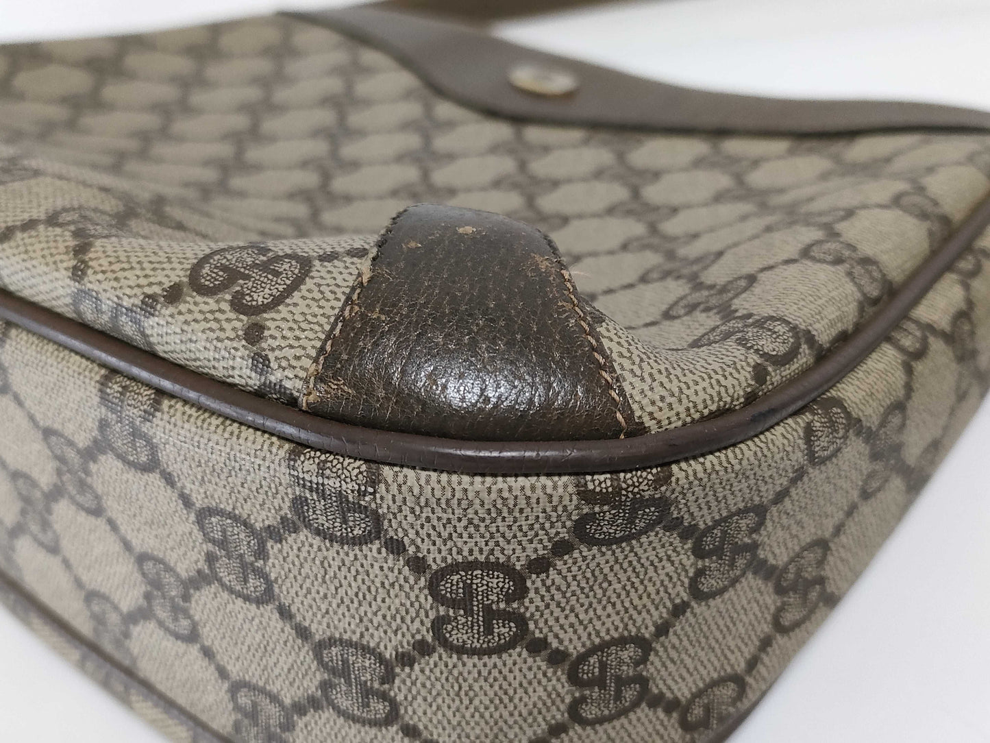 GUCCI Old Gucci GG Supreme Shoulder Bag