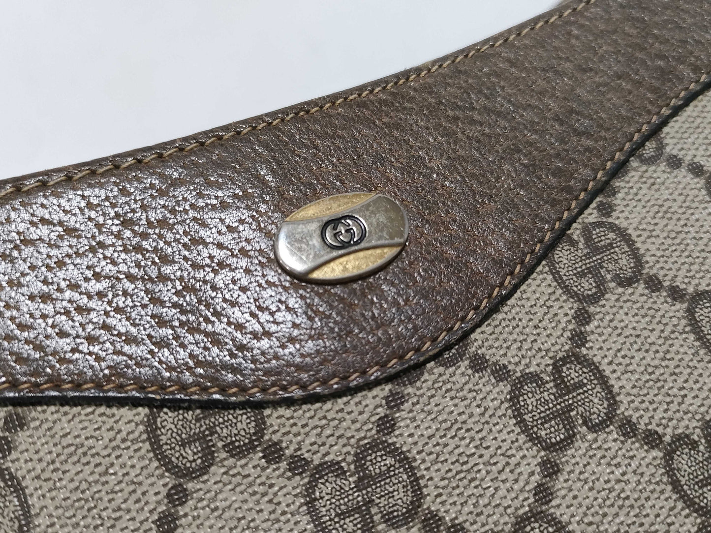 GUCCI Old Gucci GG Supreme Shoulder Bag