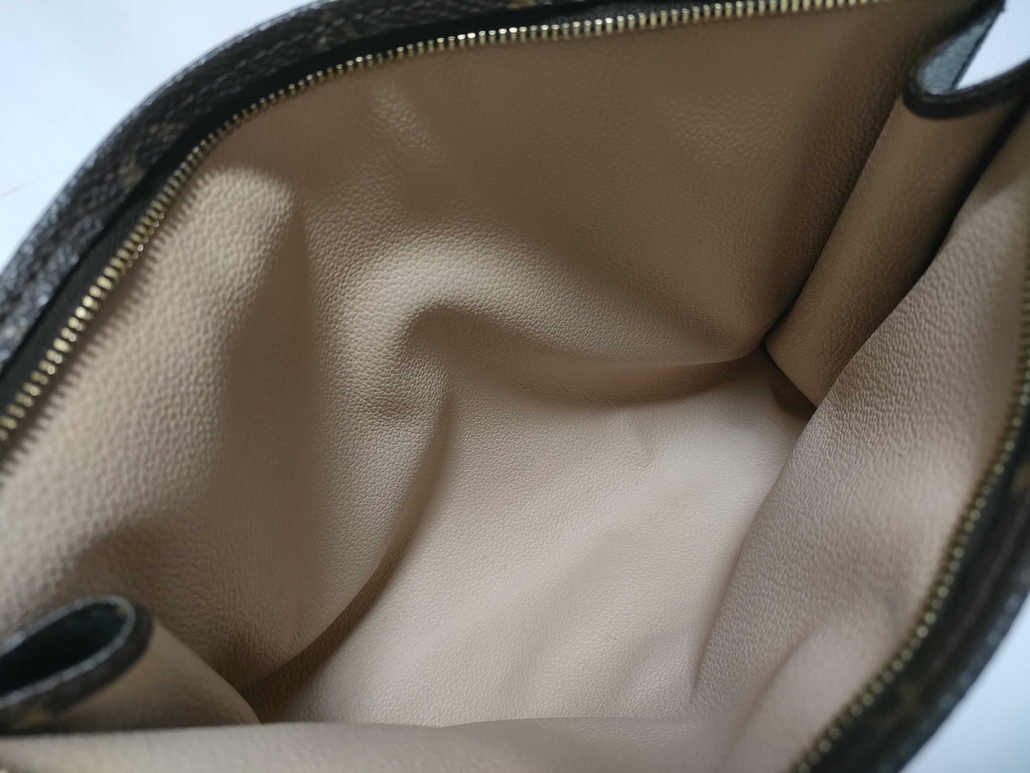 LOUIS VUITTON Monogram Vuitton M47542 Poche Toilette 26 SL1002 Monogram Second Bag Clutch Bag