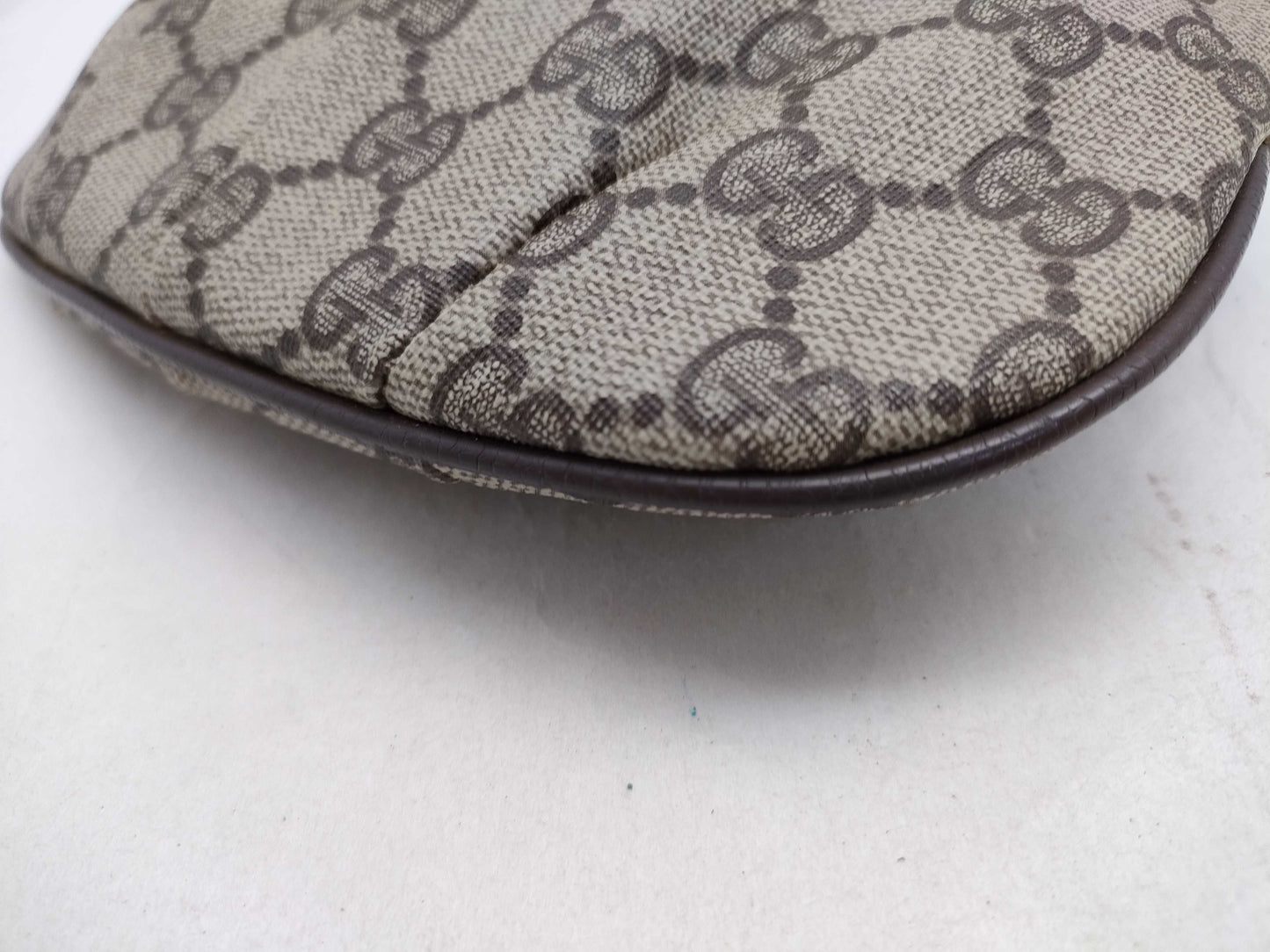 GUCCI GG Supreme Gucci Old Gucci GG Supreme Pouch Pouch