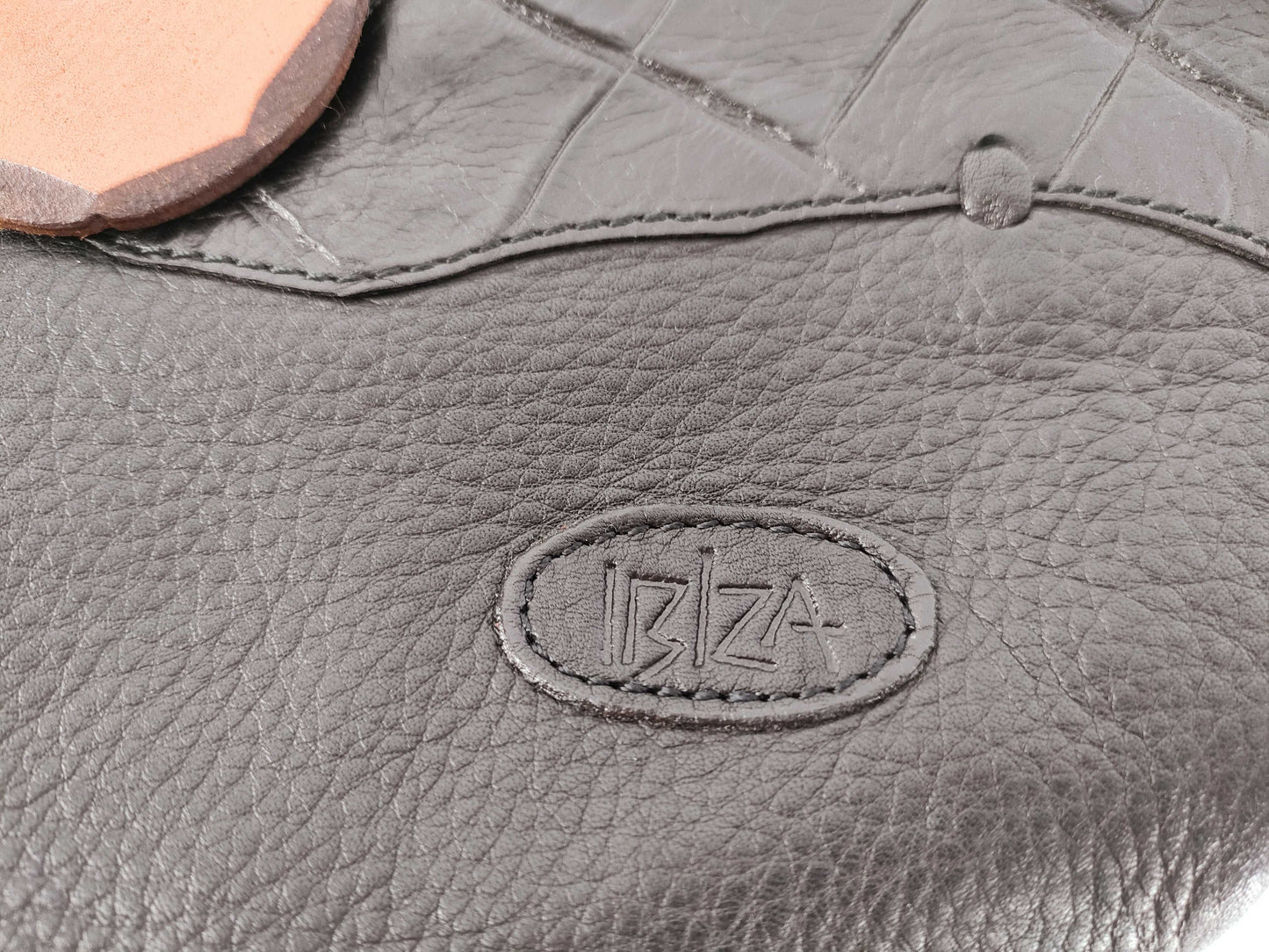 IBIZA Leather 2-Piece Shoulder Bag Set