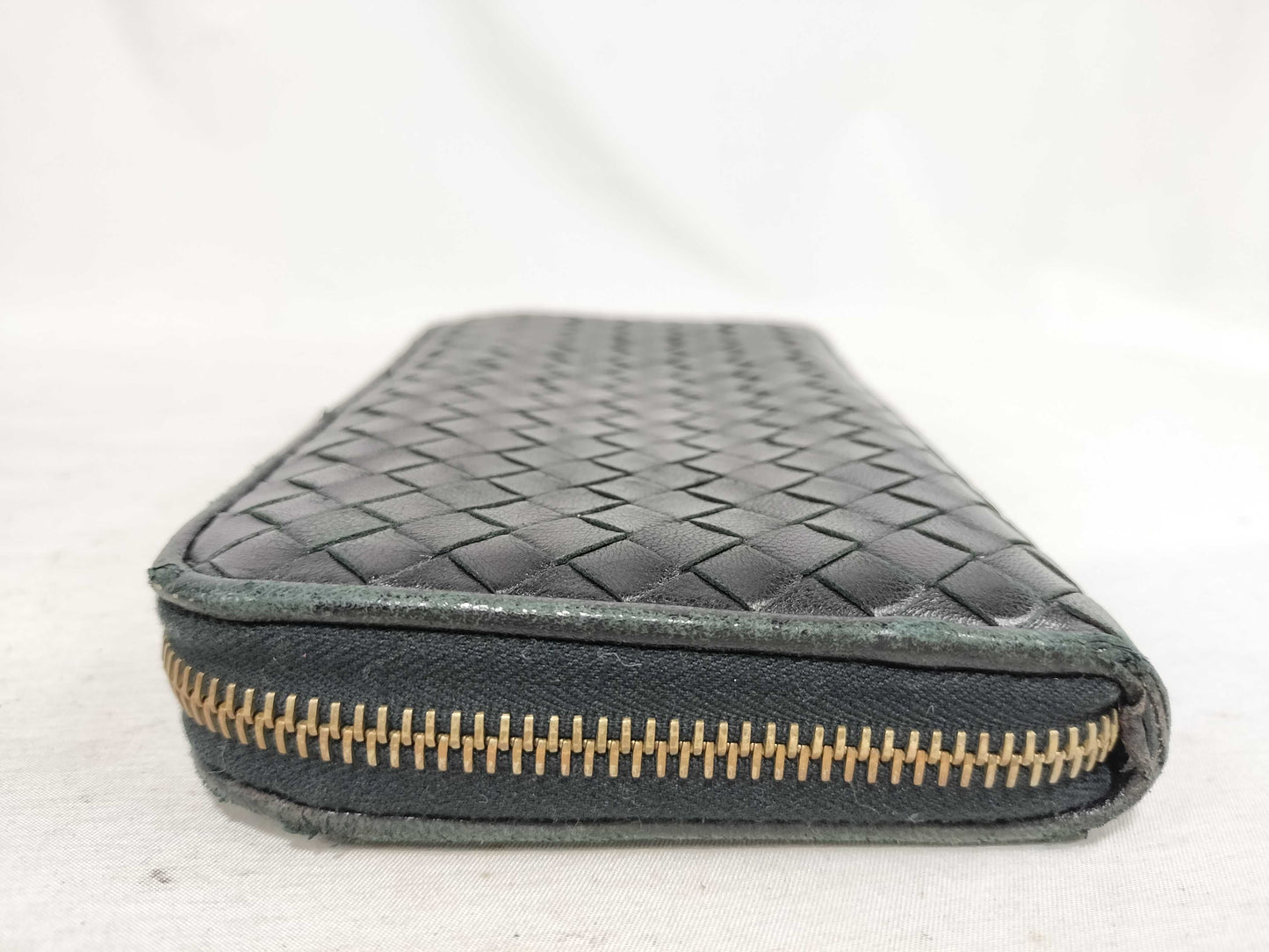 BOTTEGA VENETA Intrecciato Zippy Wallet