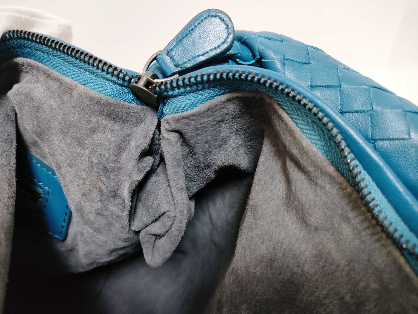 BOTTEGA VENETA Intrecciato Hobo Shoulder Bag