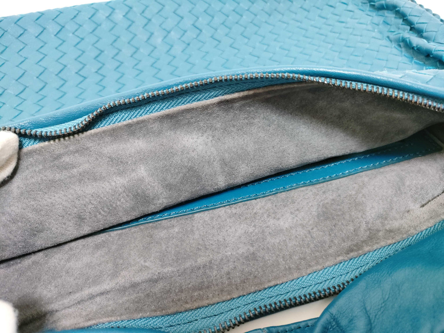 BOTTEGA VENETA Intrecciato Hobo Shoulder Bag