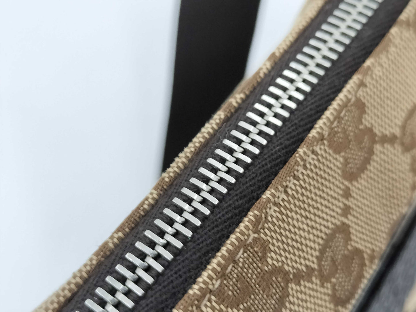 GUCCI shoulder bag