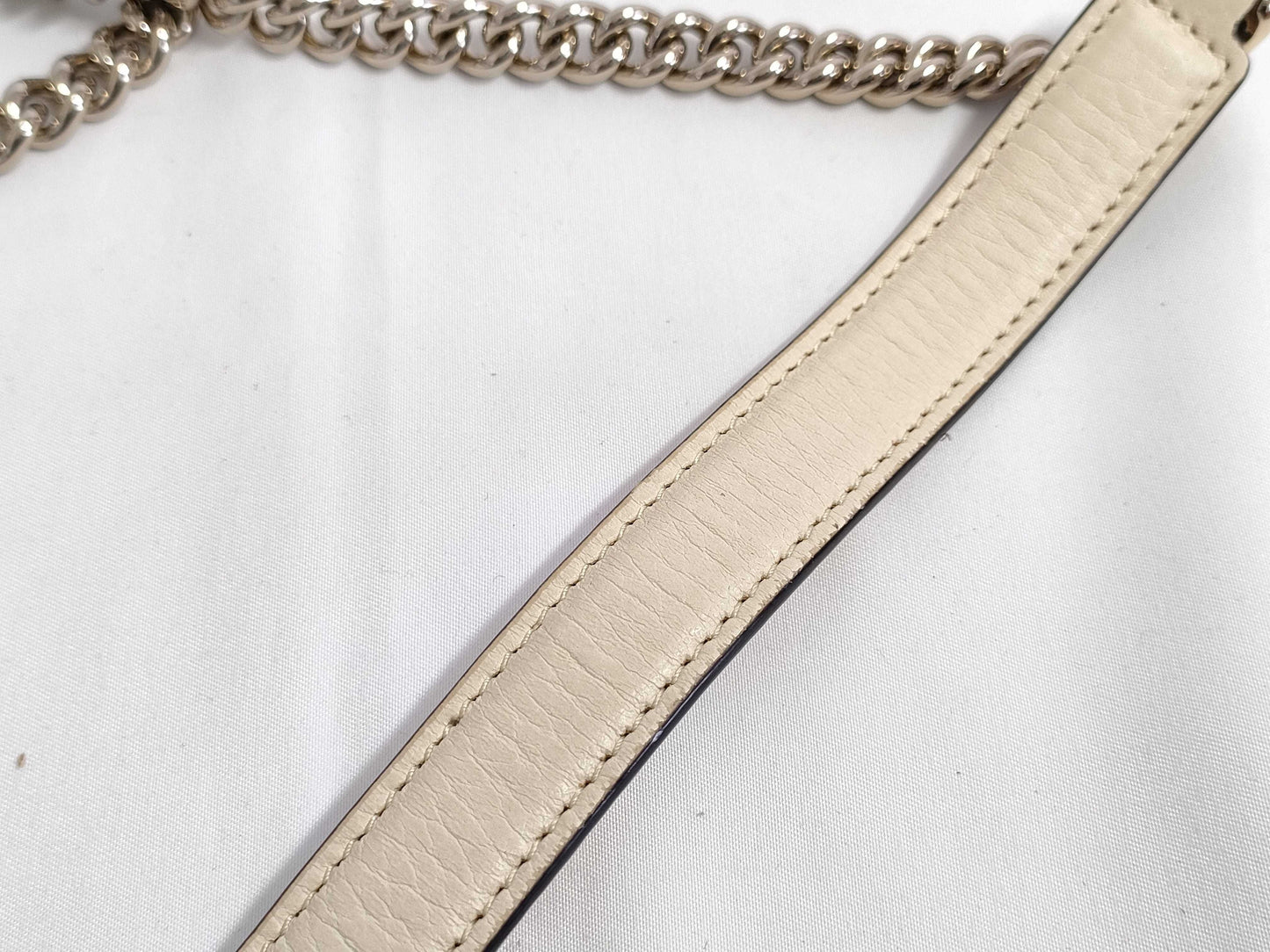 GUCCI GUCCI Gucci Interlocking G Chain Shoulder Bag Ivory with Gold Hardware Calfskin Shoulder Bag