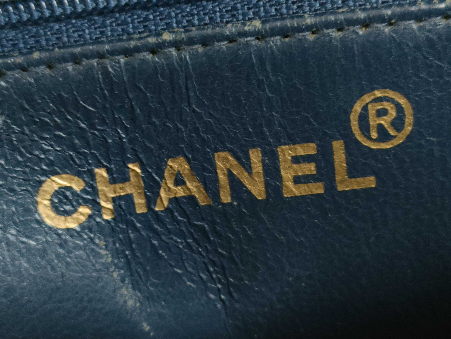 CHANEL Chain Tote Denim 937 Tote Bag