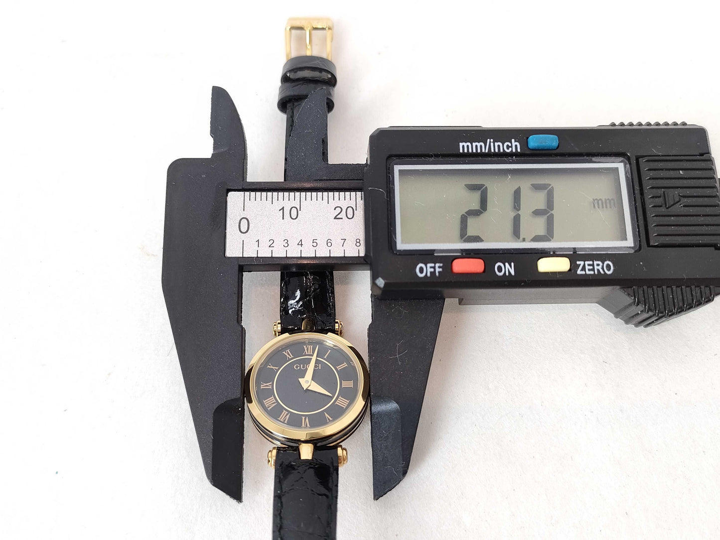 GUCCI GUCCI 2040L S/N 0061688 Round QZ GP/Black/Black Leather 21.5mm 16.5cm Box Women's Watch