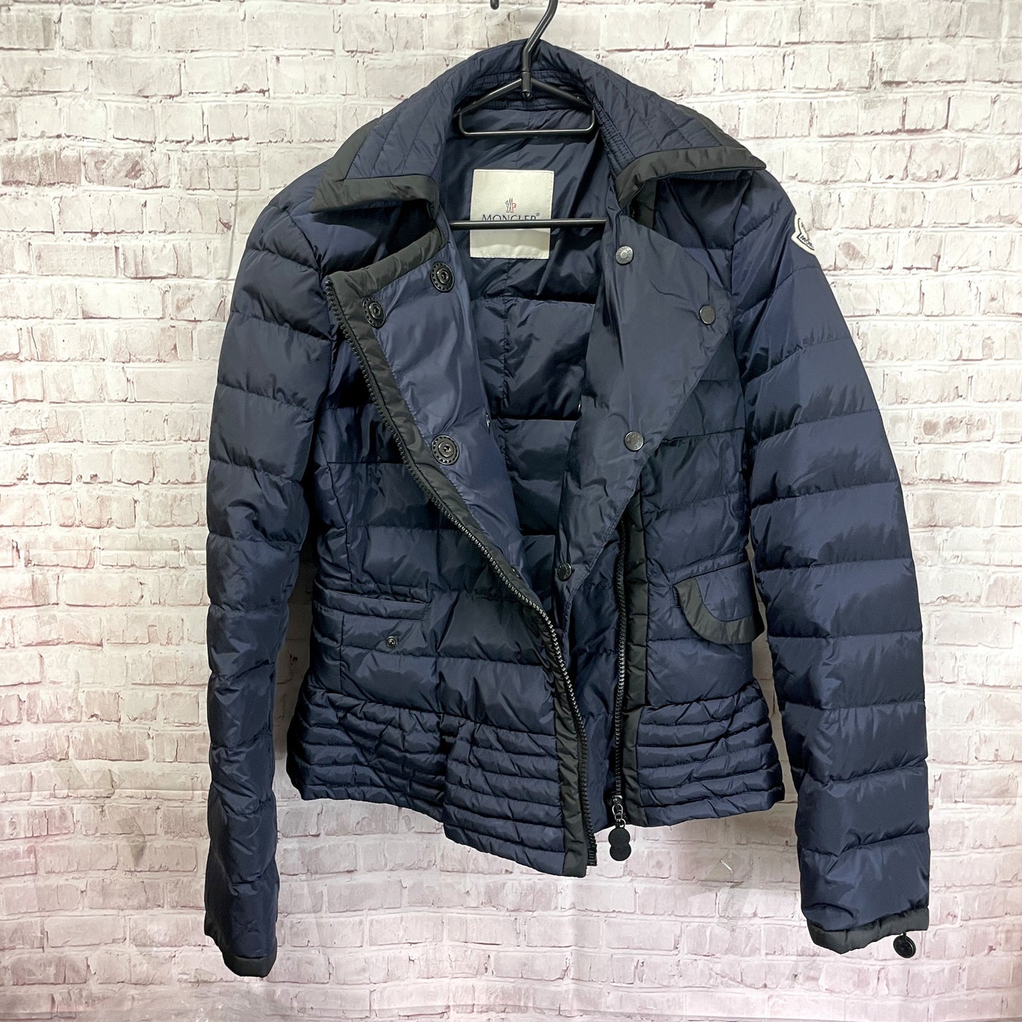 MONCLER Beaver Navy Down Jacket Size 1