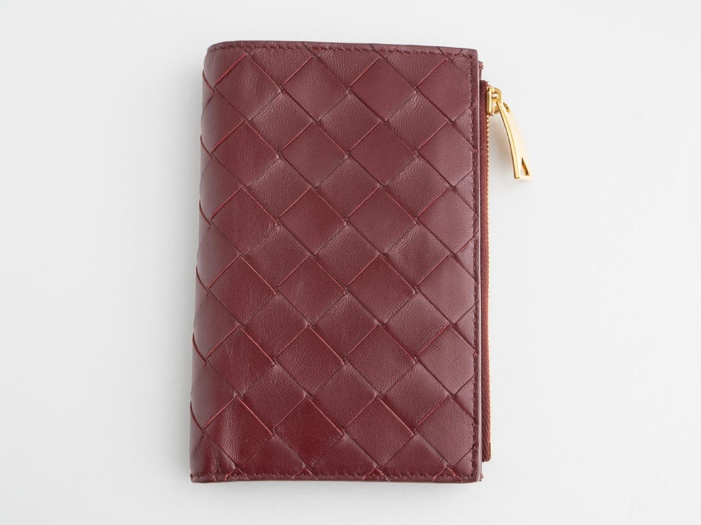 BOTTEGA VENETA Intrecciato Bottega Veneta 749940 Medium Intrecciato Bi-fold Zipper Wallet in Barolo Leather