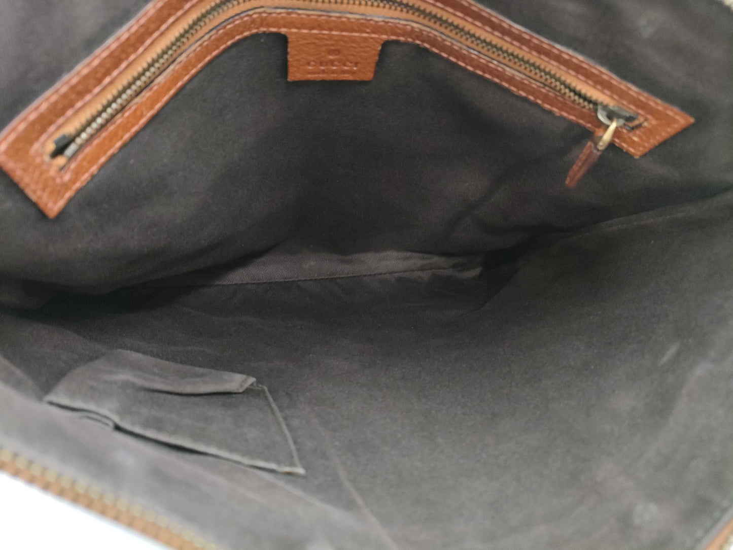 GUCCI 120894 GG Canvas Stud Shoulder Bag