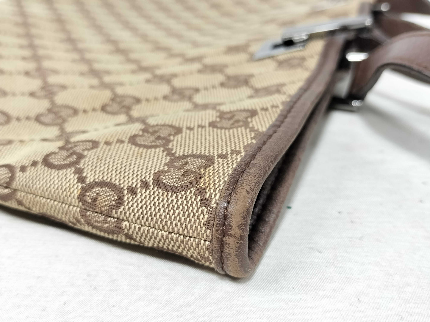 GUCCI GG Canvas Tote Bag Gucci GG Canvas Tote Bag