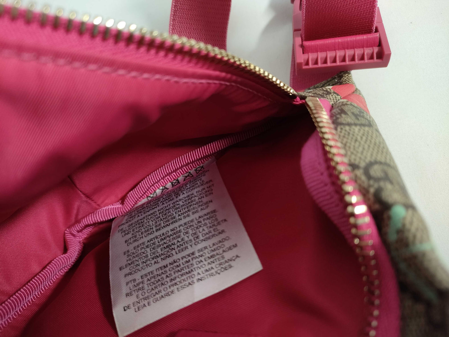 GUCCI GG Supreme PVC and Leather Children's Shoulder Bag 502095