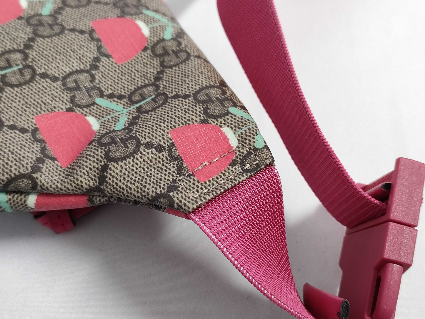 GUCCI GG Supreme PVC and Leather Children's Shoulder Bag 502095
